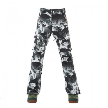 Men's fashions snowboard...